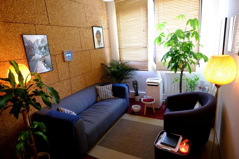 Cabinet de Gestalt Thérapie (Psychothérapie et Sexothérapie) à Cergy, ici vous êtes dans un sanctuaire, vous serez écouté avec bienveillance et sans jugement dans un cadre sécurisant.